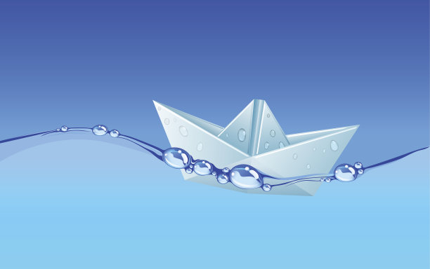 纸船在水里。折纸图片下载