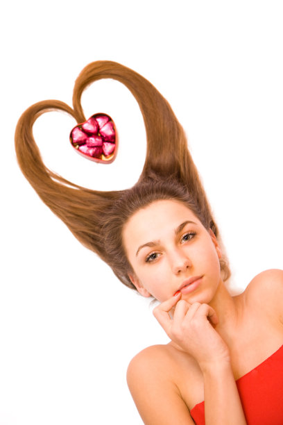 年轻的情人节女孩图片下载