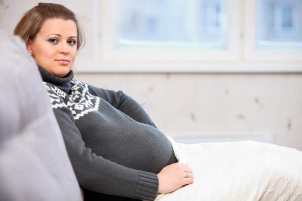 孕妇在家图片下载