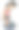 女孩在天平上称重图片下载