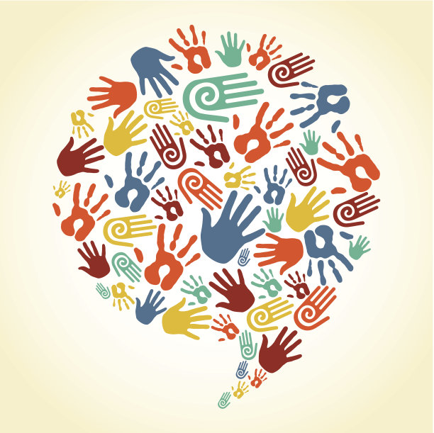 多元化人士手握社交媒体泡沫图片下载