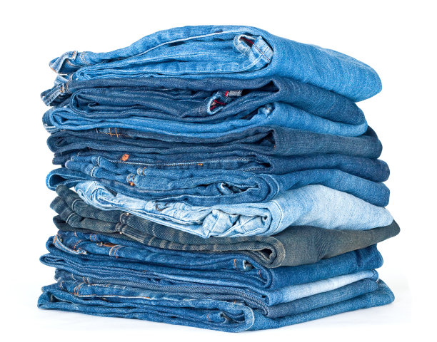 各种牛仔裤堆叠图片下载
