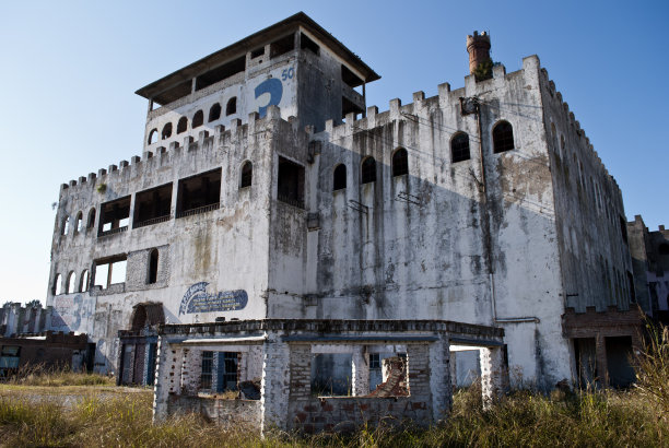 离开大楼图片下载