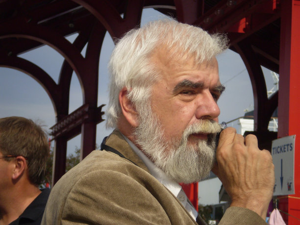 高管打电话图片下载