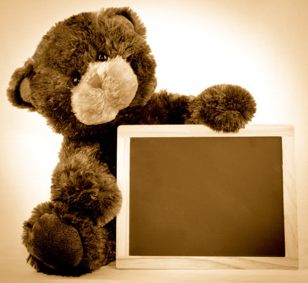 空白的黑板熊图片下载