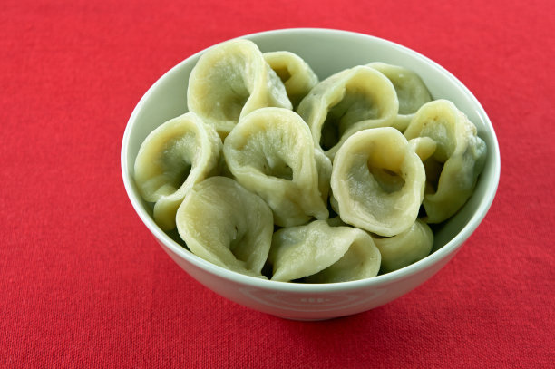 波兰传统蘑菇饺子。图片下载