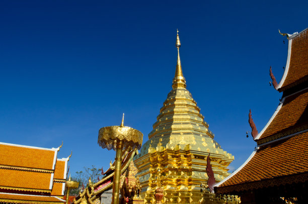 泰国清迈的一座佛教寺庙图片下载