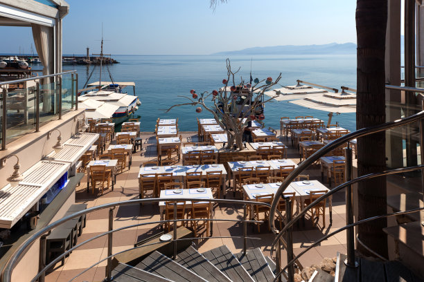 海滨街咖啡馆图片下载