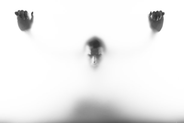 窗户后面3图片下载