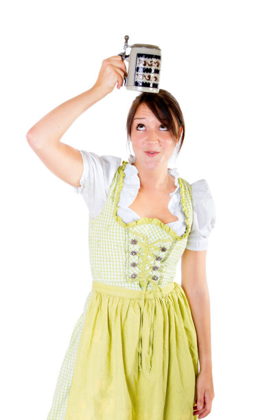 喝一杯啤酒图片下载