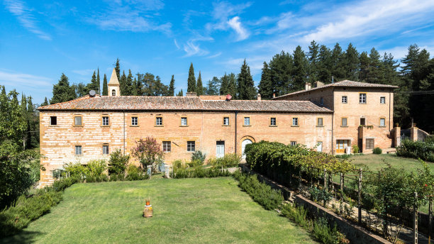 圣维瓦尔多，托斯卡纳，意大利图片下载