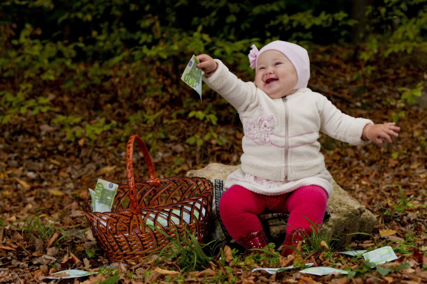 婴儿用金钱图片下载