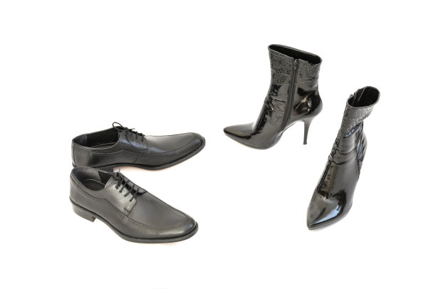 黑皮鞋图片下载