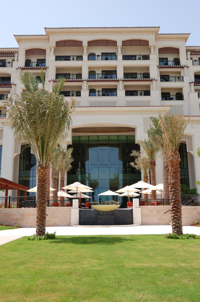 阿布扎比萨迪亚特岛豪华酒店建筑图片下载