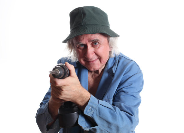 男人拿着钻图片下载