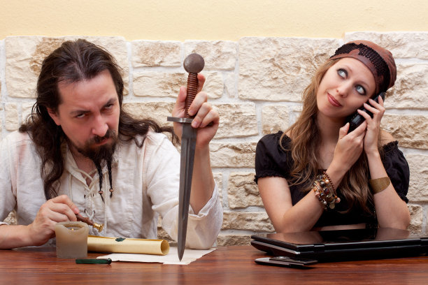 丈夫被打电话骚扰了图片下载