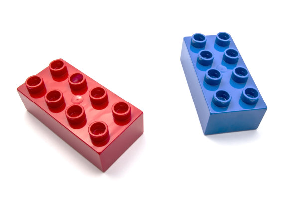 五颜六色的积木图片下载