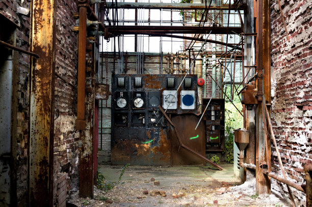 老工厂走廊图片下载