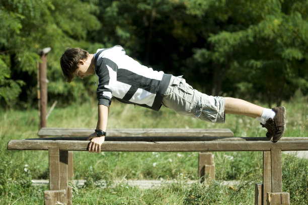 人做练习图片下载