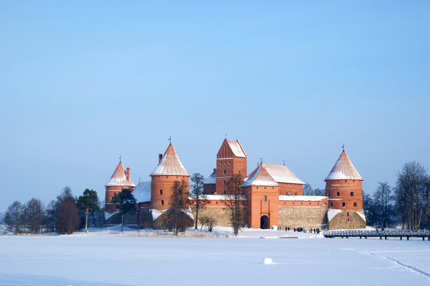 城堡在冬天图片下载
