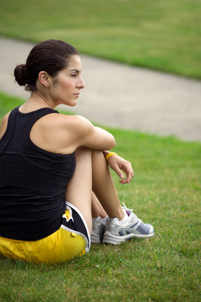 坐在跑步图片下载