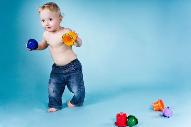 快乐的男孩图片下载