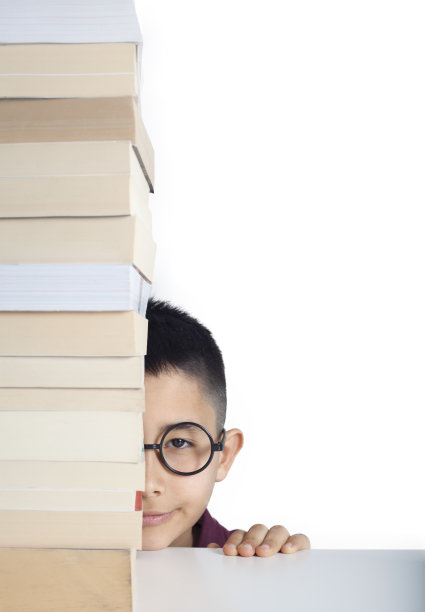 聪明的男孩学生图片下载