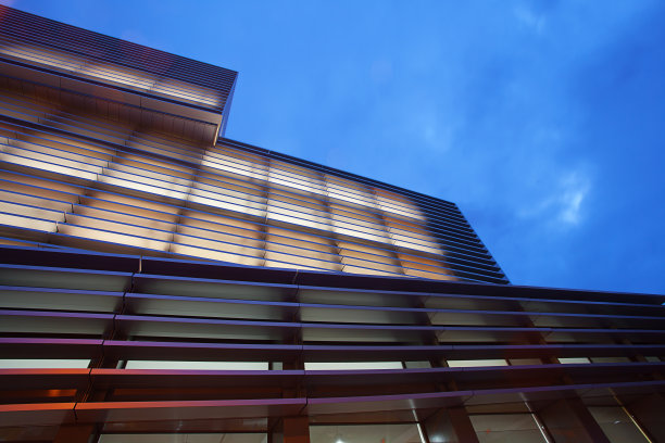 上午到办公楼图片下载