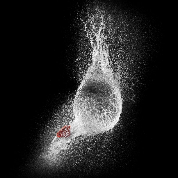 水球飞溅飞溅，炸弹爆炸图片下载