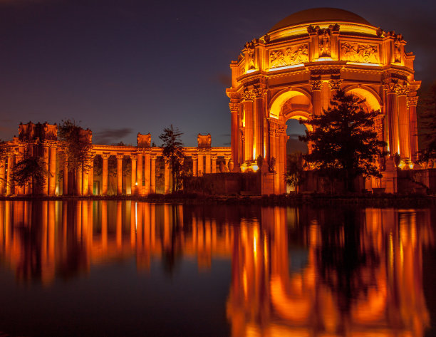 美术宫之夜图片下载