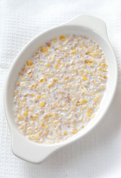 全谷物制成的谷物图片下载