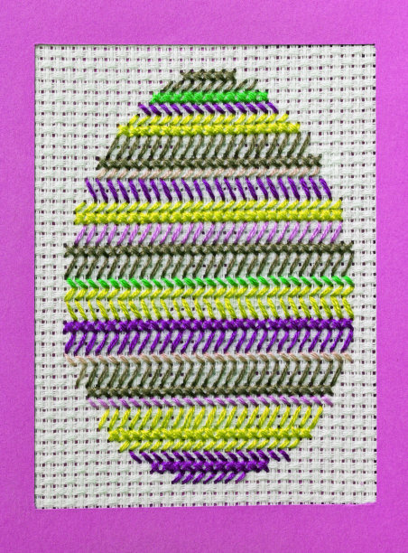 绣花复活节彩蛋与幻想设计在紫色图片下载