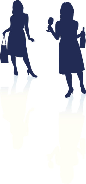 年轻女子摆剪影的姿势图片下载