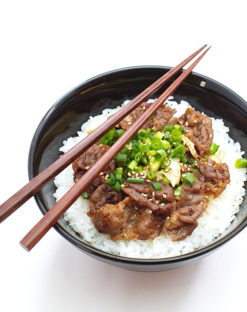 牛肉碗，日本料理图片下载