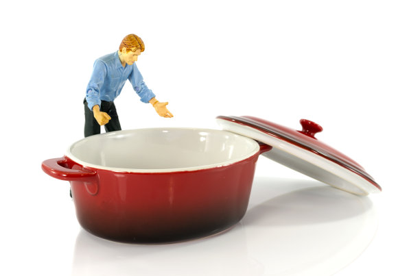 木偶在空锅里看图片下载