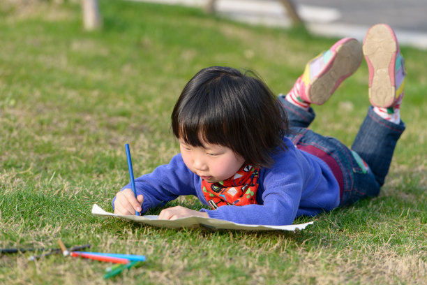 亚洲女孩图图片下载