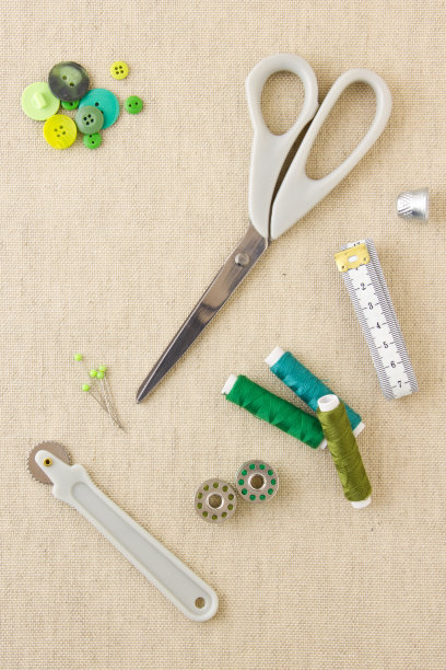 绿色调的缝纫配件图片下载