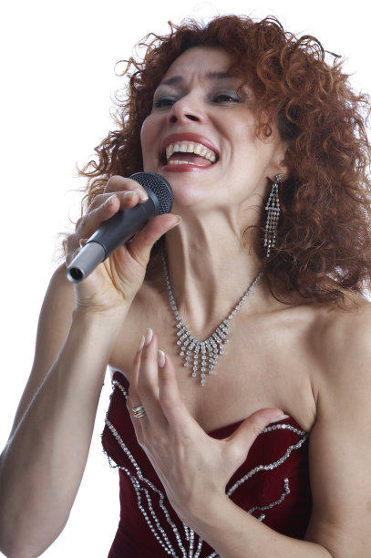 穿着丝绒连衣裙图片下载