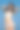 在天空的背景上穿着白色比基尼的女孩图片下载