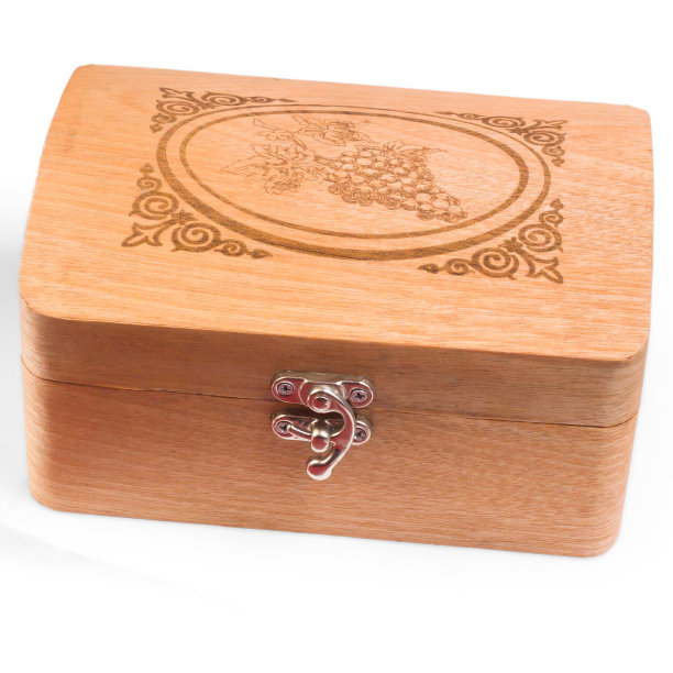 古董木制的棕色棺材盒孤立的白色背景图片下载