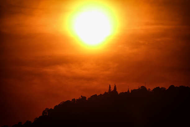 泰国清迈的Doi素贴寺。图片下载