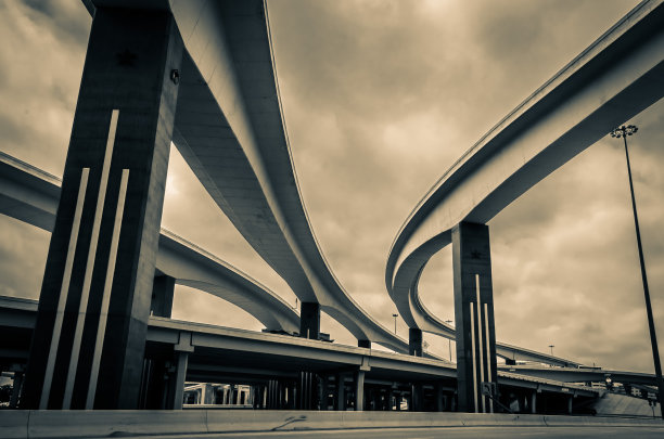 德克萨斯州达拉斯的高速公路十字路口图片下载