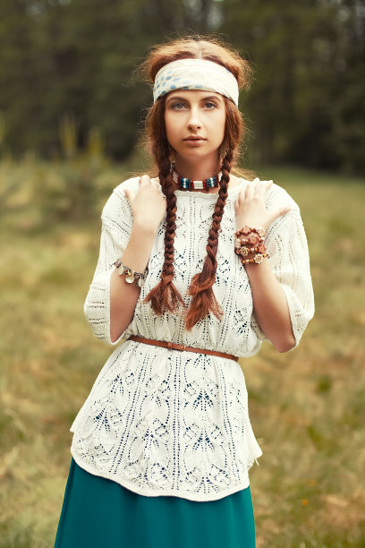 小女孩户外肖像图片下载