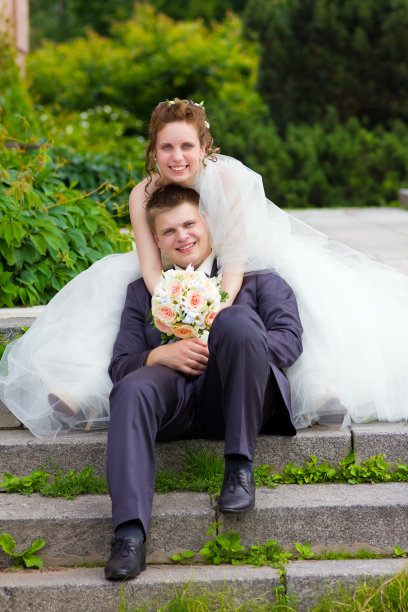 新郎新娘快乐图片下载