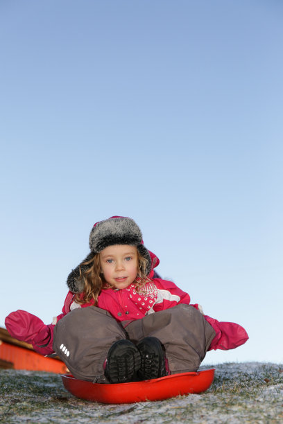 小女孩玩图片下载