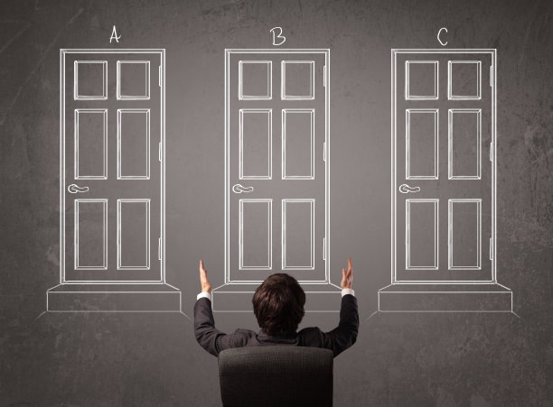 商人选择了正确的门图片下载