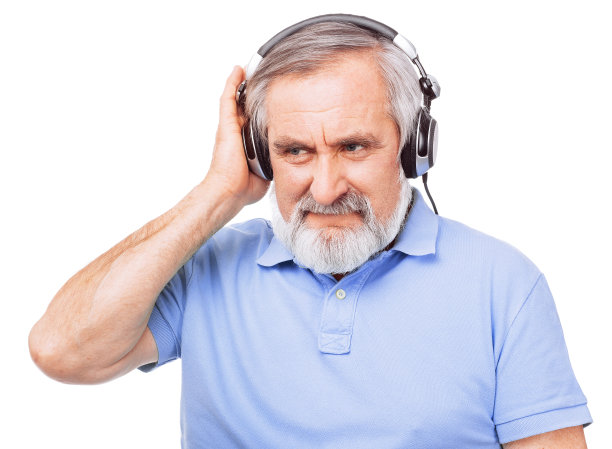 听音乐的快乐老人图片下载