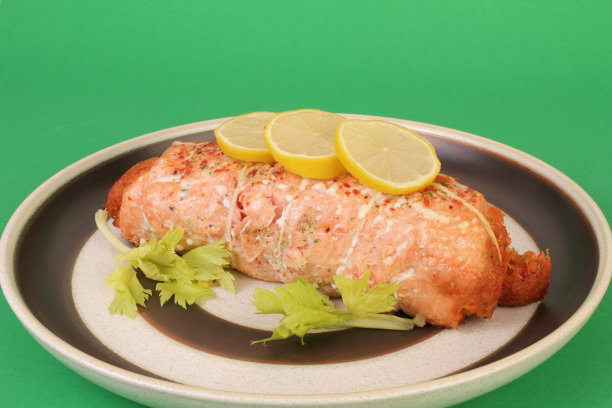 Lobster-stuffed三文鱼卷图片下载