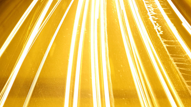 路上的灯光图片下载