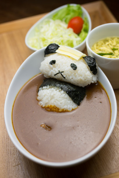 日本料理熊猫咖喱图片下载